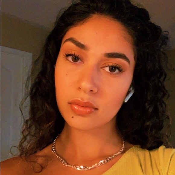 Meet your Posher, Marwa - Picture 1 of 1